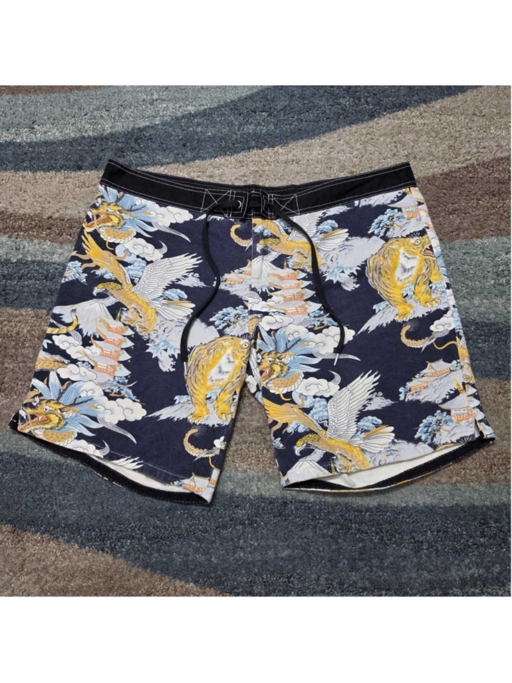 Lucky Brand Swim Trunks Mens M Y2K Dragon Tiger Japan Print Board Shorts Vintage